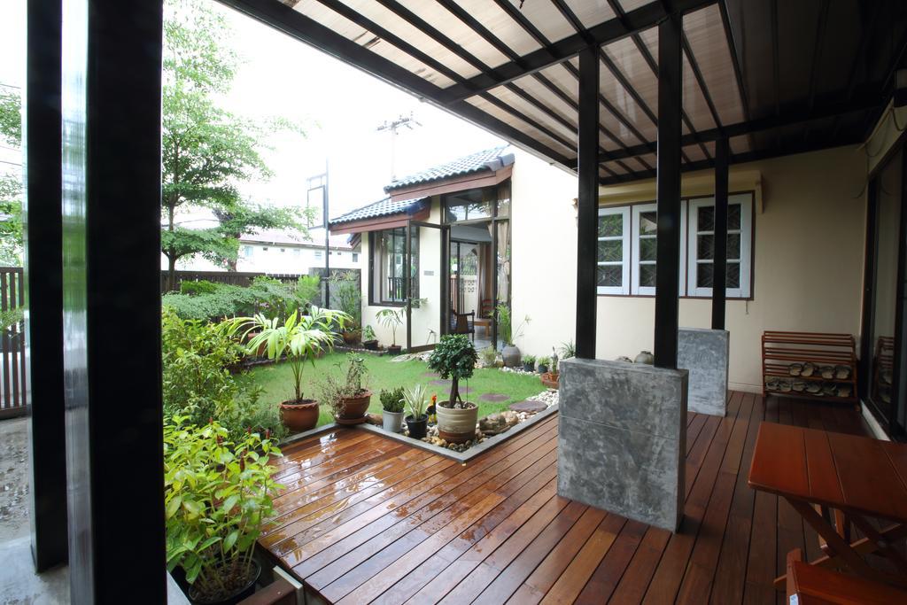 Mon Lodge & Yoga Donmueang Bangkok Pokoj fotografie