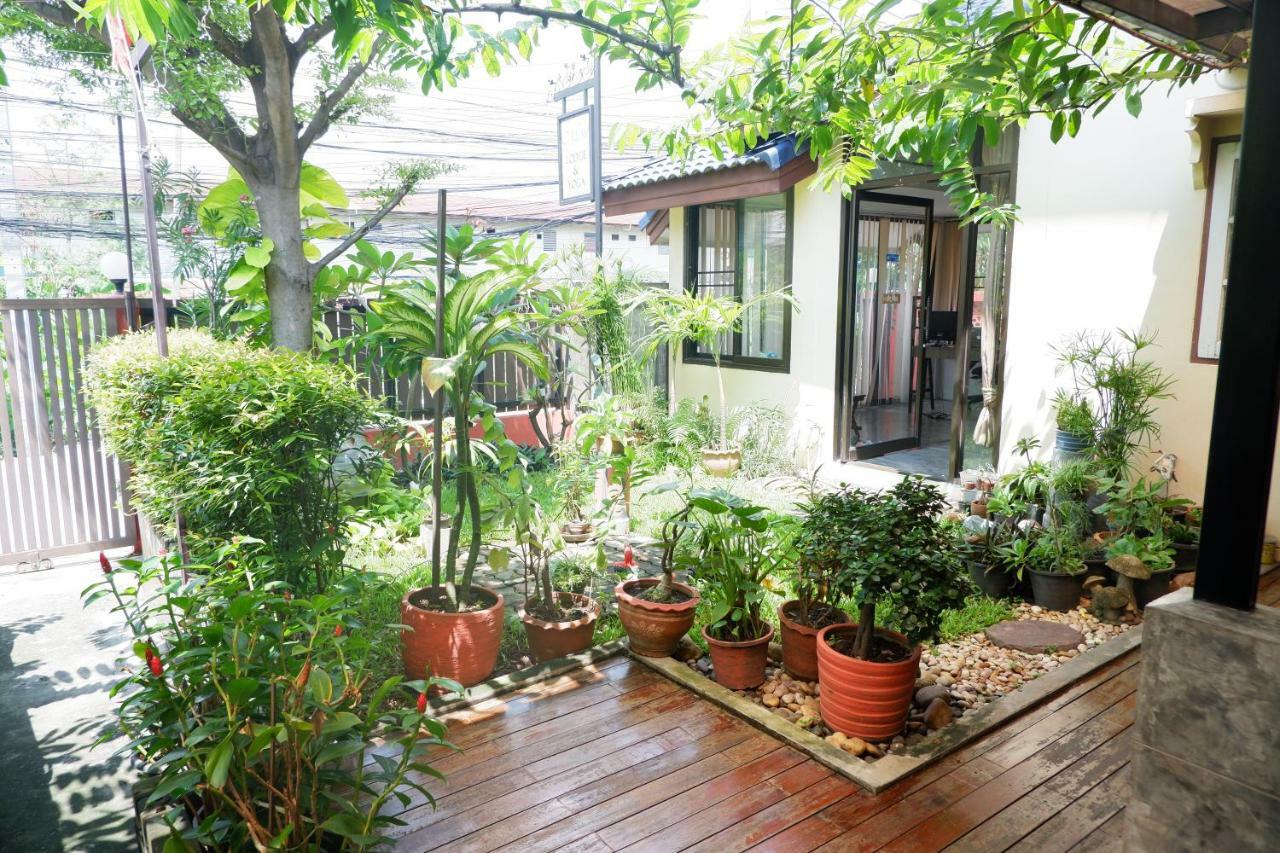 Mon Lodge & Yoga Donmueang Bangkok Exteriér fotografie